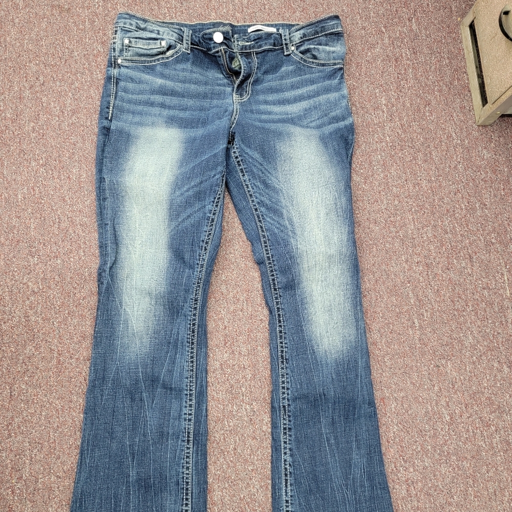 Virgo Daytrip Bootcut Jeans